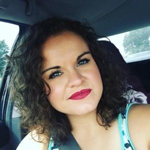 Meet your Posher, Alexandra